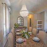Luxury Fiscardo Walk - Heated Pool & Jacuzzi וילה *