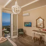 Luxury Fiscardo Walk - Heated Pool & Jacuzzi פיסקרדו