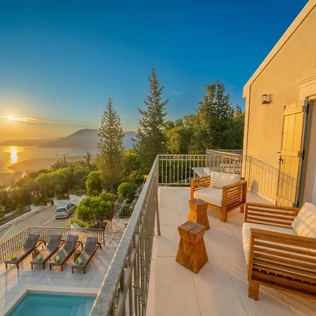 Luxury Fiscardo Walk - Heated Pool & Jacuzzi פיסקרדו