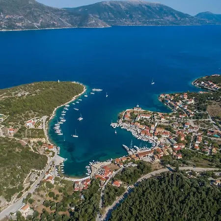 Villa Luxury Fiscardo Walk - Heated Pool & Jacuzzi