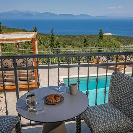 Βίλα Luxury Fiscardo Walk - Heated Pool & Jacuzzi Φισκάρδο