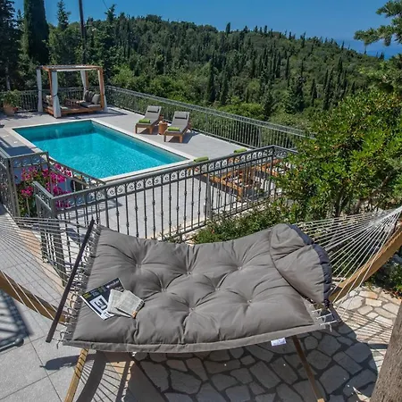 Βίλα Luxury Fiscardo Walk - Heated Pool & Jacuzzi Φισκάρδο