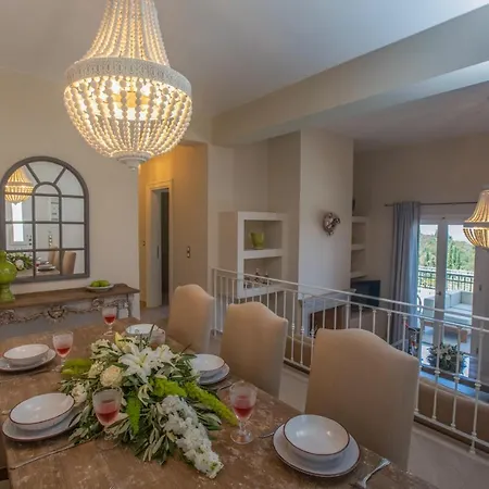 Luxury Fiscardo Walk - Heated Pool & Jacuzzi *