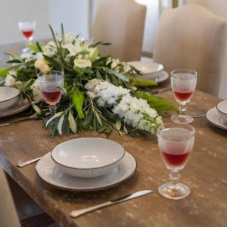 Villa Luxury Fiscardo Walk - Heated Pool & Jacuzzi