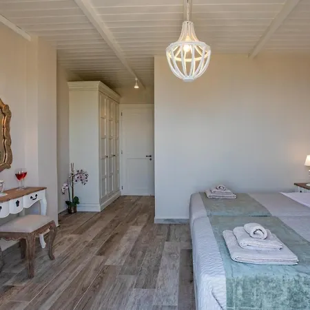 Luxury Fiscardo Walk - Heated Pool & Jacuzzi * 费斯卡尔德宏