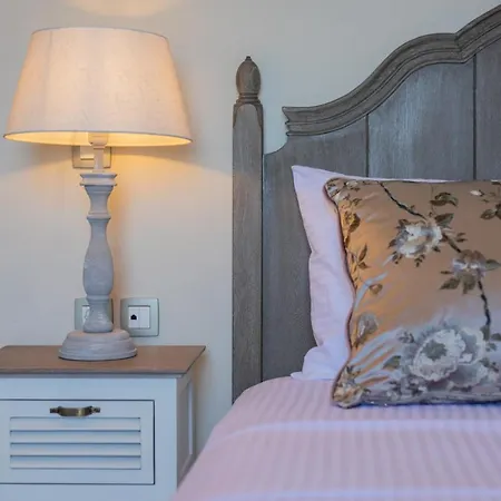 Luxury Fiscardo Walk - Heated Pool & Jacuzzi *