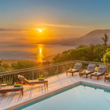 Luxury Fiscardo Walk - Heated Pool & Jacuzzi * Fiskardo