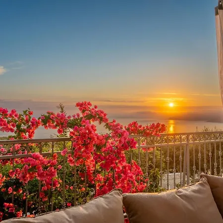 Luxury Fiscardo Walk - Heated Pool & Jacuzzi Fiskardo