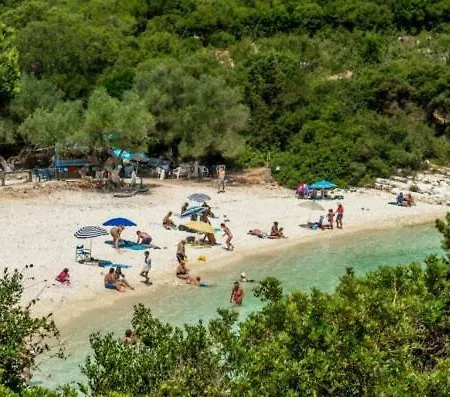 Luxury Fiscardo Walk - Heated Pool & Jacuzzi